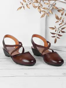 Metro Mules Round Toe Heels