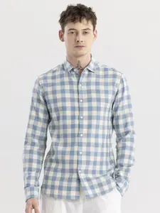Snitch Classic Blue Slim Fit Spread Collar Checked Cotton Casual Shirt
