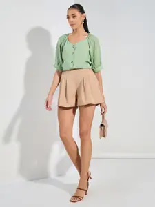 Styli Scoop Neck Solid Shirt Style Top