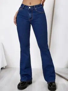 Kotty Women Bootcut High-Rise Clean Look Stretchable Jeans