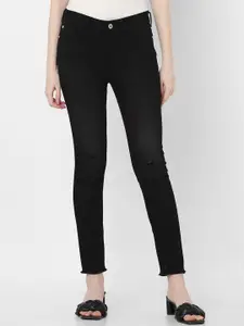 Vero Moda Women Skinny Fit Clean Look Stretchable Jeans
