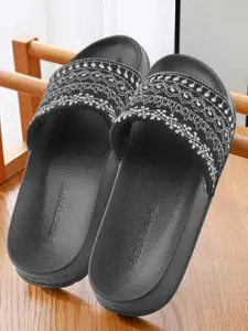 Red Tape Women Self Design Sliders