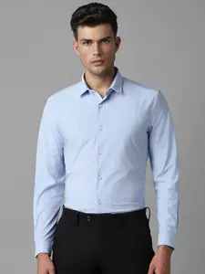 Louis Philippe Sport Spread Collar Long Sleeves Slim Fit Opaque Striped Casual Shirt