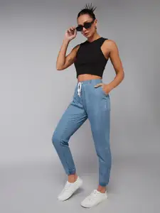 DOLCE CRUDO Women Lightweight Regular Fit Mid Rise Regular Length Non-Stretchable Denim Joggers
