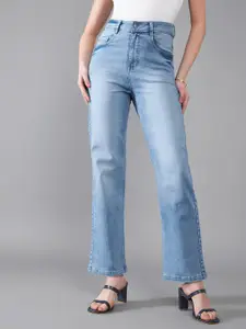 DOLCE CRUDO 
Women Straight Fit High-Rise Light Fade Stretchable Jeans