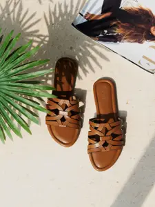 CAI Women Lazercut Flats