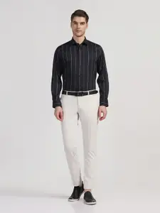 Blackberrys TechPro Men Black Stripe Formal Shirts