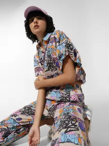 ONLY ONLSTREET ARTIST SS Abstract Printed Spread Collar Casual Shirt