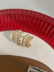 VAGHBHATT Circular Studs Earrings