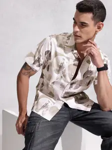 WROGN Resort Fit Geometric Printed Cuban Collar Casual Shirt