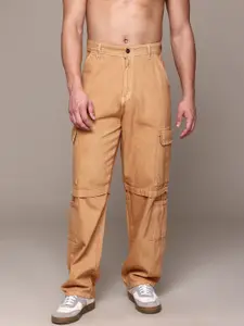 The Roadster Lifestyle Co. Men Loose Fit Cargo Styles Pure Cotton Jeans