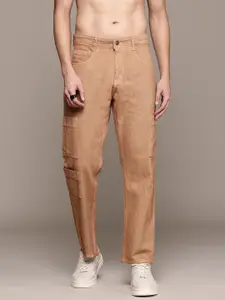 The Roadster Lifestyle Co. Men Straight Fit Cargo Jeans