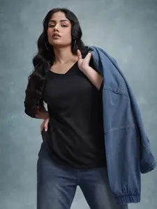 The Roadster Life Co. Plus Size V-Neck Acrylic Pullover