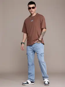 Roadster Men Cargo Straight Fit Light Fade Stretchable Jeans