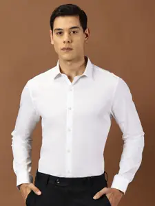 INVICTUS Original Slim Fit Spread Collar Pure Cotton Formal Shirt