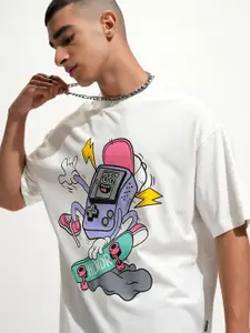 HIGHLANDER Oversized Graphic Printed T-shirt with Drop-Shoulder Sleeves