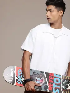 Roadster Men Textured Cuban Collar Relaxed Fit Casual Shirt