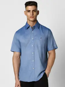 Van Heusen Sport Spread Collar Slim Fit Cotton Casual Shirt