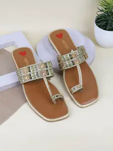 Metro Women Embellished One Toe Flats