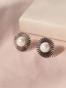 SALTY Women Contemporary Hoop Earrings