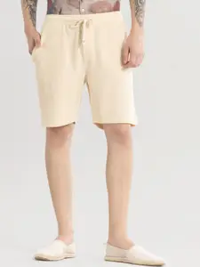 Snitch Men Loose Fit High-Rise Shorts