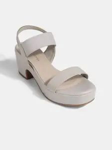 LEMON & PEPPER PU Block Sandals