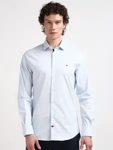Tommy Hilfiger Men Opaque Solid Casual Shirt