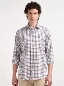 Tommy Hilfiger Men Grid Tattersall Checks Casual Shirt