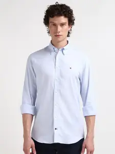 Tommy Hilfiger Men Opaque Solid Casual Shirt