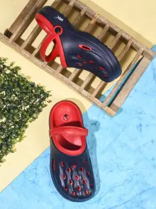 HRX by Hrithik Roshan Men Rubber Clogs