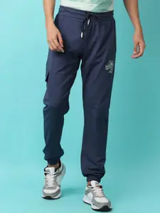 V-Mart Men Printed Mid Rise Joggers