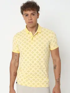 SPYKAR Men Conversational Geometric Printed Polo Collar T-shirt