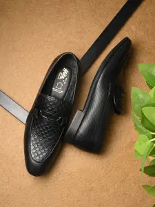Hitz  Men Textured Leather Slip On Shoes