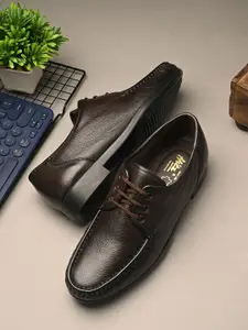 Hitz Men Textured Formal Lace-Up Derby Shoes