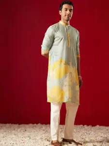 VASTRAMAY Men Printed Band Collar Long Regular Slevees Kurta