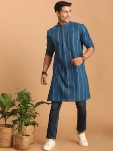 VASTRAMAY Men Striped Band Collar Long Regular Slevees Kurta
