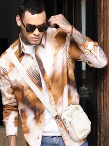 The Roadster Life Co. Pure Cotton Printed Relaxed Fit Casual Shirt