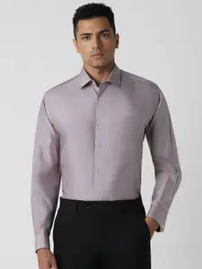 Van Heusen Men Spread Collar Long Sleeves Formal Shirt