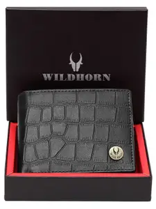 WildHorn Men Textured Leather Two Fold Wallet