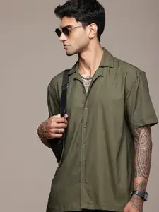 The Roadster Life Co. Self Design Horizontal Stripes Relaxed Fit Casual Shirt