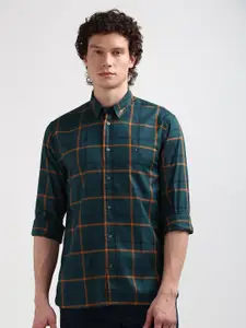 Tommy Hilfiger Men Tartan Checks Opaque Checked Casual Shirt