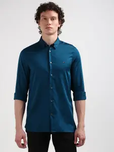 Tommy Hilfiger Men Slim Fit Opaque Casual Shirt