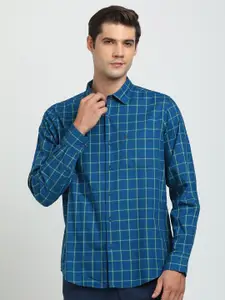 Turtle Men Relaxed Slim Fit Tartan Checks Opaque Checked Casual Shirt