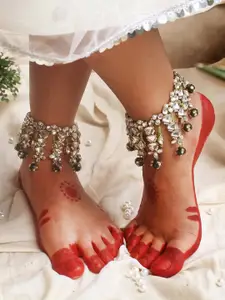 BeAbhika Set Of 2 Gold-Plated Kundan Studded & Beaded Anklets