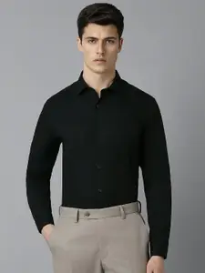 Louis Philippe Slim Fit Spread Collar Pure Cotton Formal Shirt