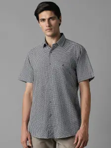 Louis Philippe Sport Slim Fit Micro Ditsy Printed Spread Collar Casual Shirt