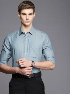 Louis Philippe Men Cotton Wrinkle Resistant Slim fit Checks Formal Shirt