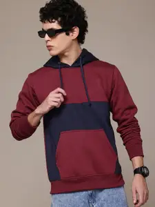 The Roadster Lifestyle Co. Colourblocked Hooded Sweatshirt