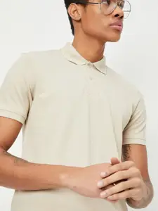 max Men Polo Collar Solid T-shirt