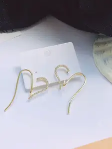 VAGHBHATT Heart Shaped Studs Earrings